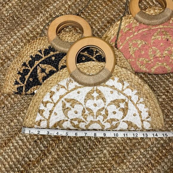 Purse  - Picture 4 of 7